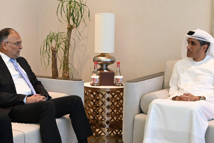 Ahsan-Iqbal-with-Abudullah-Mohammed-Al-Basti