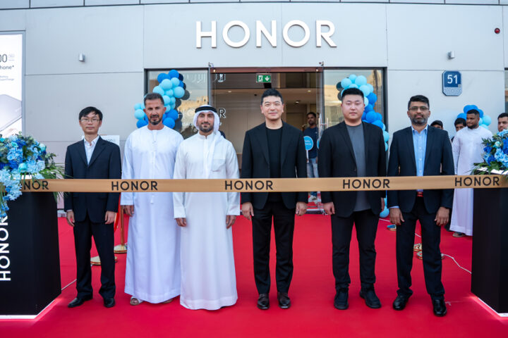 HONOR’s-first-Experience-Store-&-Service-Centre-in-Abu-Dhabi