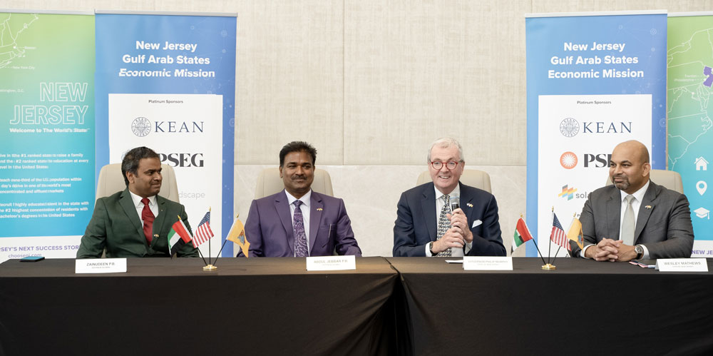 Hotpack-Global---Signing-ceremony-in-Dubai-with-New-Jersey-Governor