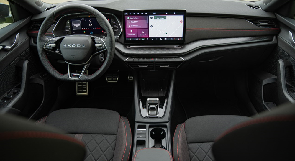 Škoda-Octavia-RS-Front-Interior
