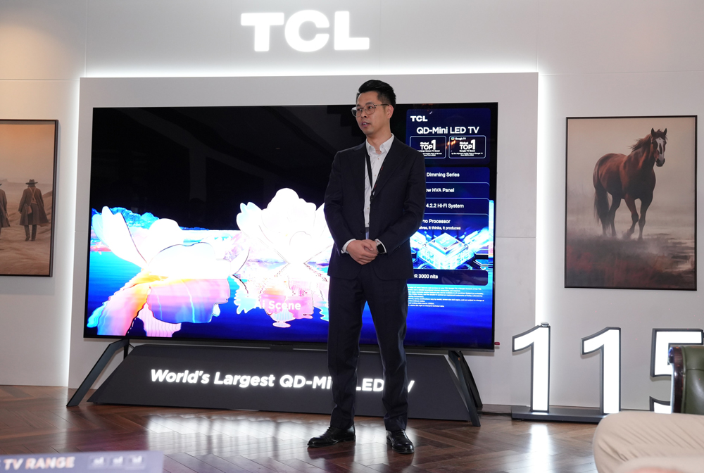 Vic-Shen,-Director,-Dubai-Subsidiary,-TCL-at-TCL-Studio-2025-3
