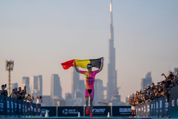Marten-Van-Riel-winning-the-Dubai-T100-Triathlon-World-Championship-Final-4245