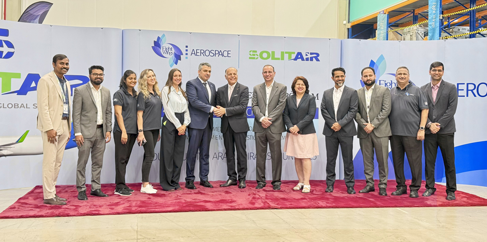 SolitAir_Eight-Wings-Aerospace_image