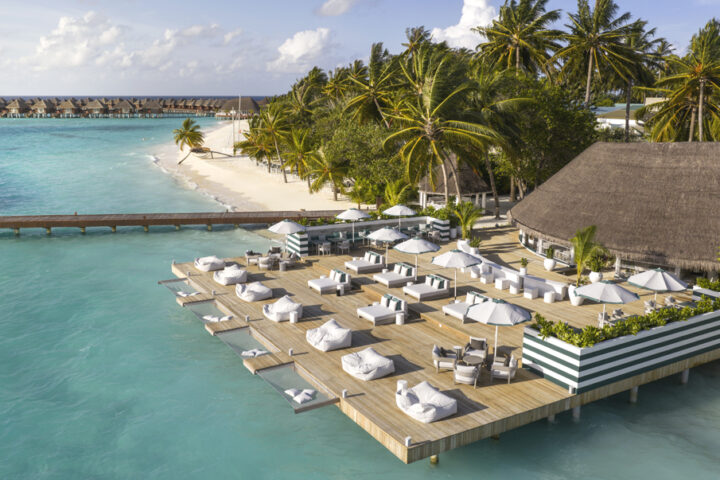 SunSiyam_ViluReef_Nautilus-Bar-(Interior-&-Exterior)