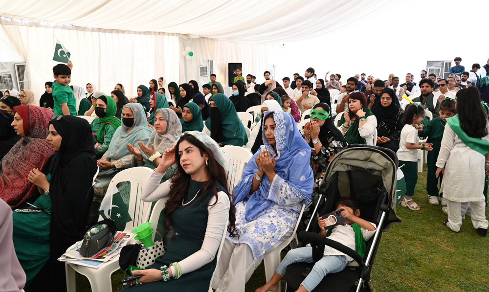 Pakistan-Indpandece-Day-Womens