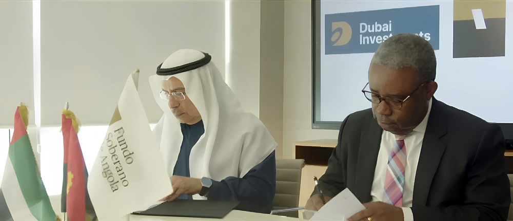 José Filomeno dos Santos, Chairman of Angola’s Sovereign Wealth Fund (FSDEA), and Khalid Bin Kalban, Vice Chairman & CEO of Dubai Investments, signing a strategic agreement for major real estate development in Angola. (Image Credit: Supplied)