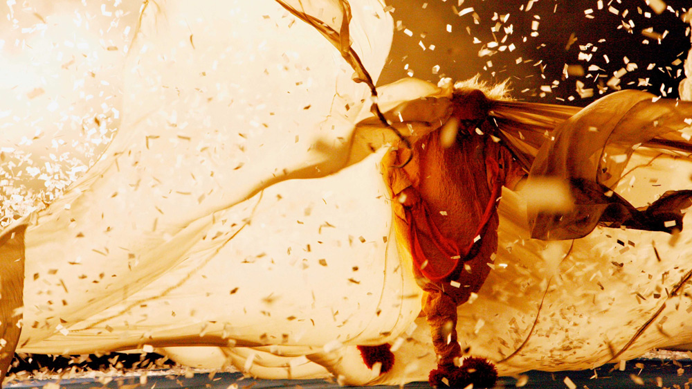 Slava-Snowshow-In-the-Snow-Storm-by-Andrea-Lopez