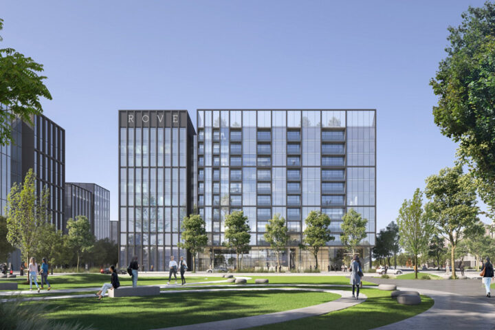 Front-view-of-Rove-Aljada