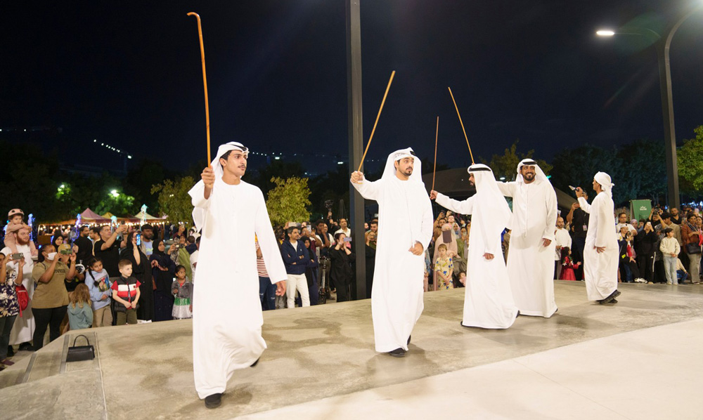 Ayala-dancers-during-Eid-Al-Etihad-celebrations-at-Aljada_LR
