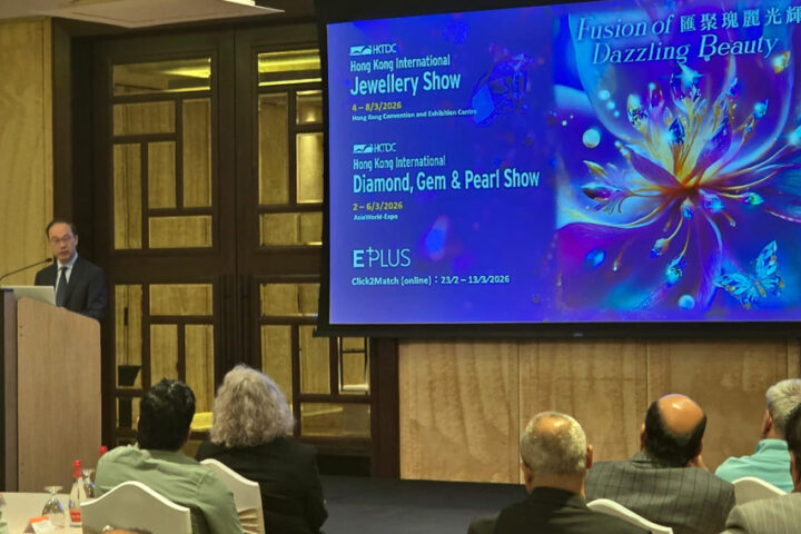 Daniel-Lam,-Regional-Director-for-the-Middle-East-and-Africa-at-HKTDC,-addressing-at-the-event