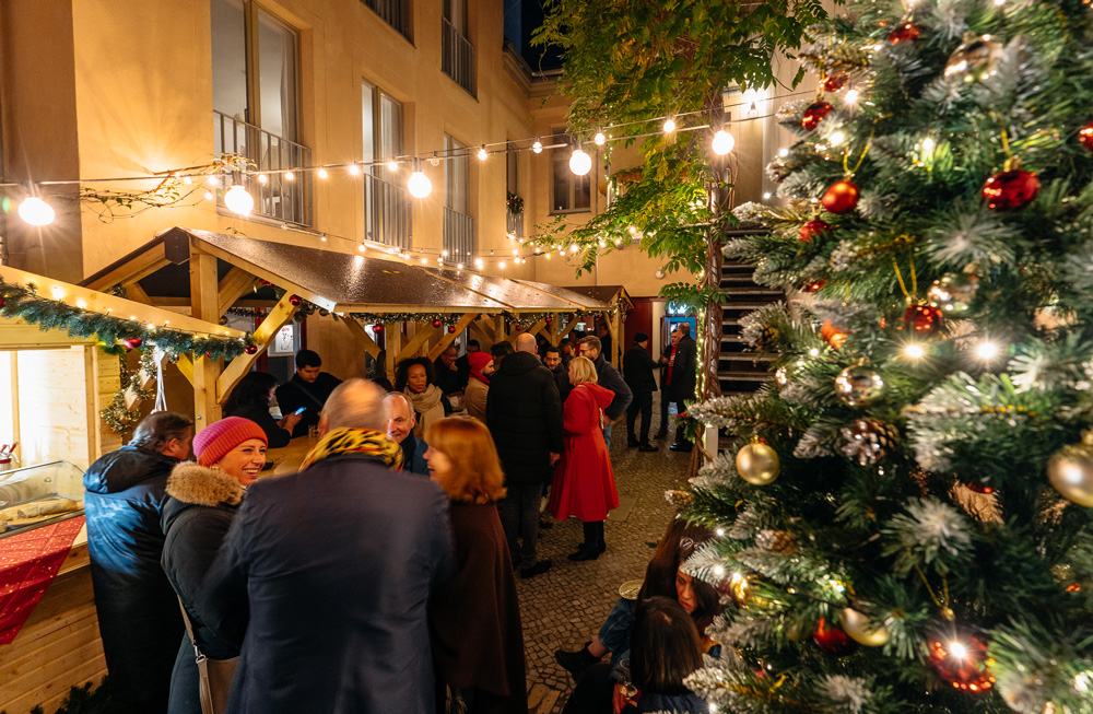Weihnachtsmarkt_beim_Weinlobbyist_3_c_Tim_Schemmink
