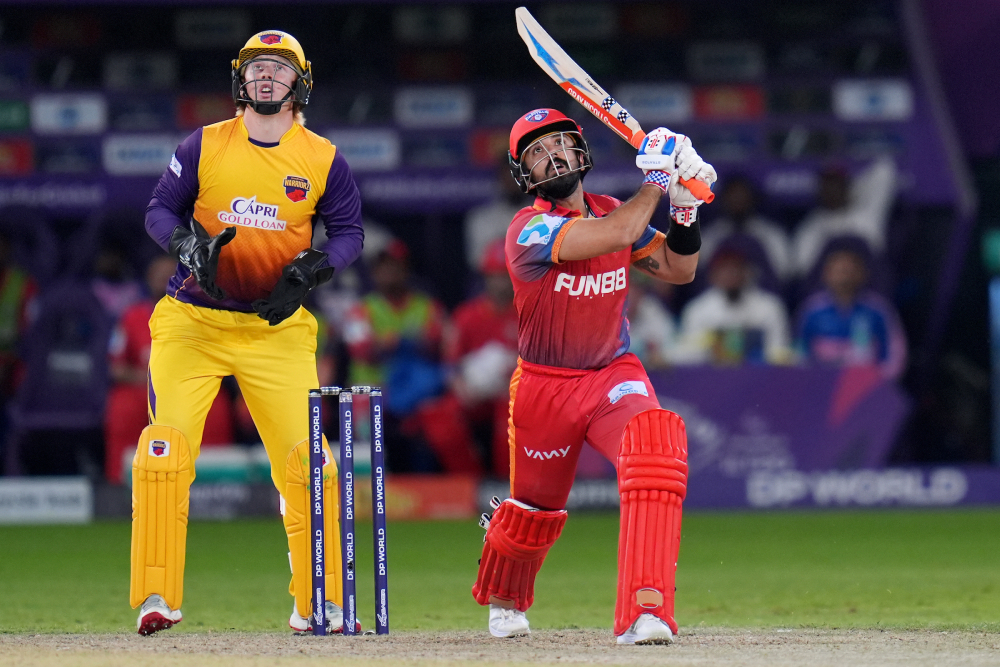 Jahangir in action for the Dubai Capitals