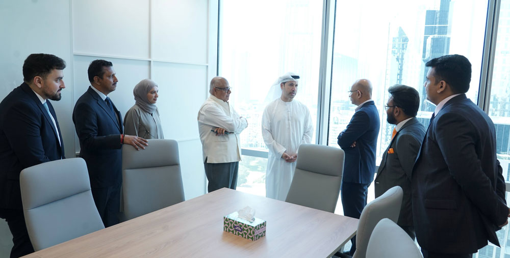 Arif Amiri, CEO, DIFC Authority along with the Senior Offcials of ICICI Prudentials during the inaguragl ceremony