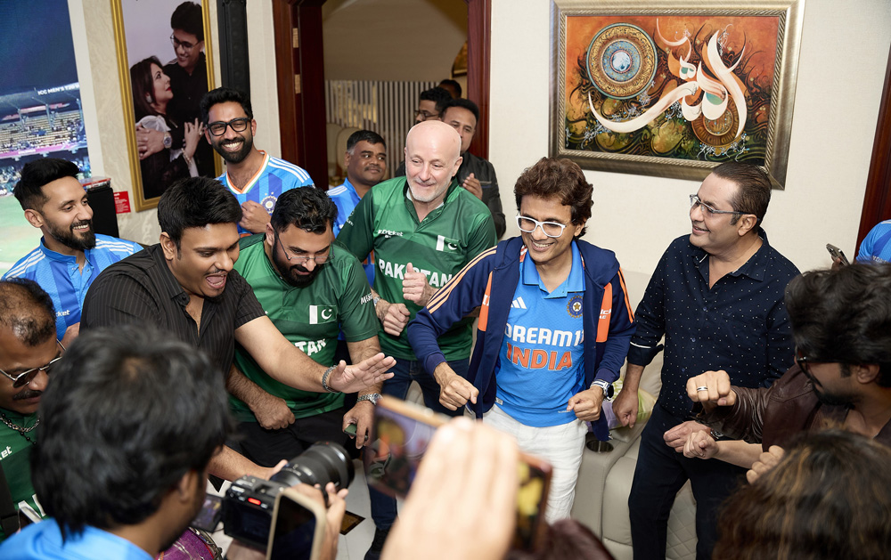 Dubai-Celebrates-the-India-Pakistan-Clash-in-Carnival-Style-with-Mr.-Cricket-UAE.jpg