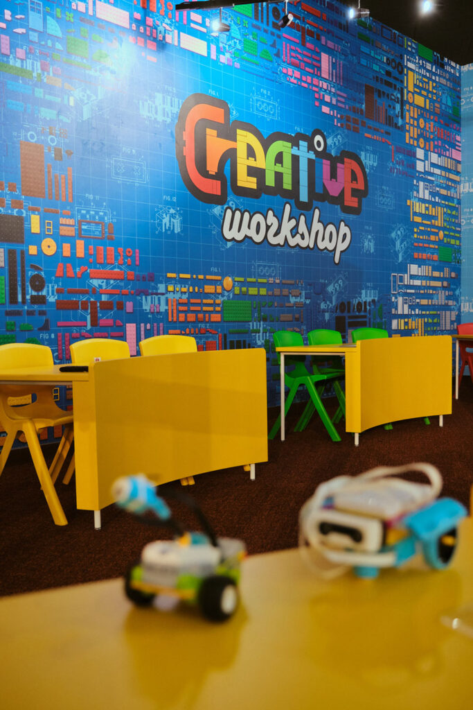 LEGOLAND-Hotel---Creative-Workshop