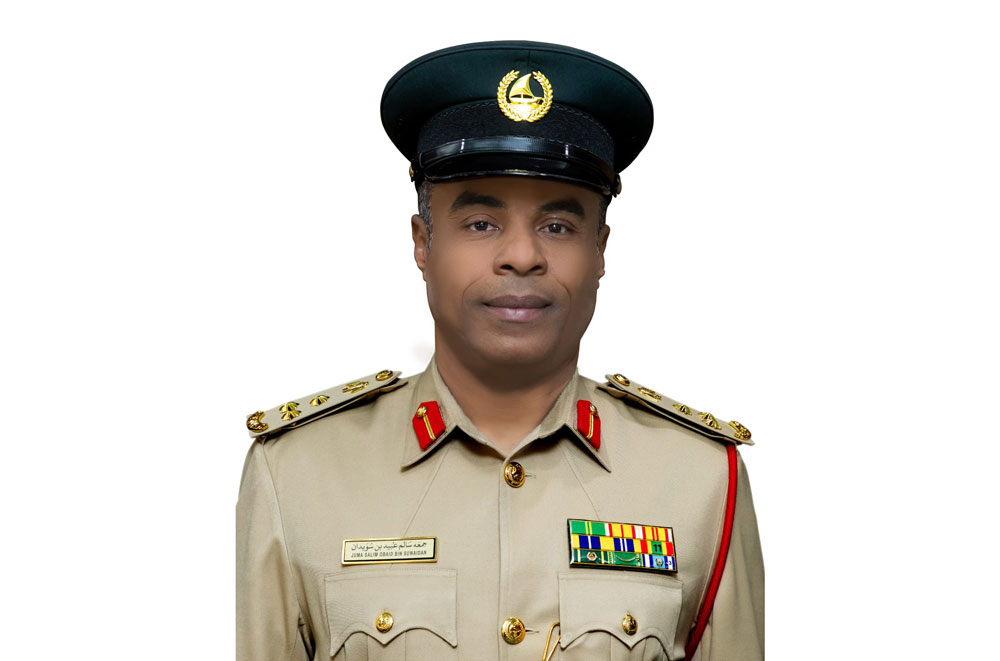 شرطة-دبي-تحذر-من-خطورة-الوقوف-في-كتف-الطريقDubai-Police-Warn-of-the-Dangers-of-Stopping-on-Road-Shoulders-After-Fatal-Run-Over-Incident